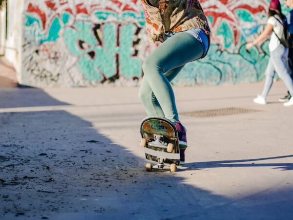 Estilos de Skate Street: Masculino e Feminino em Pistas e Ruas